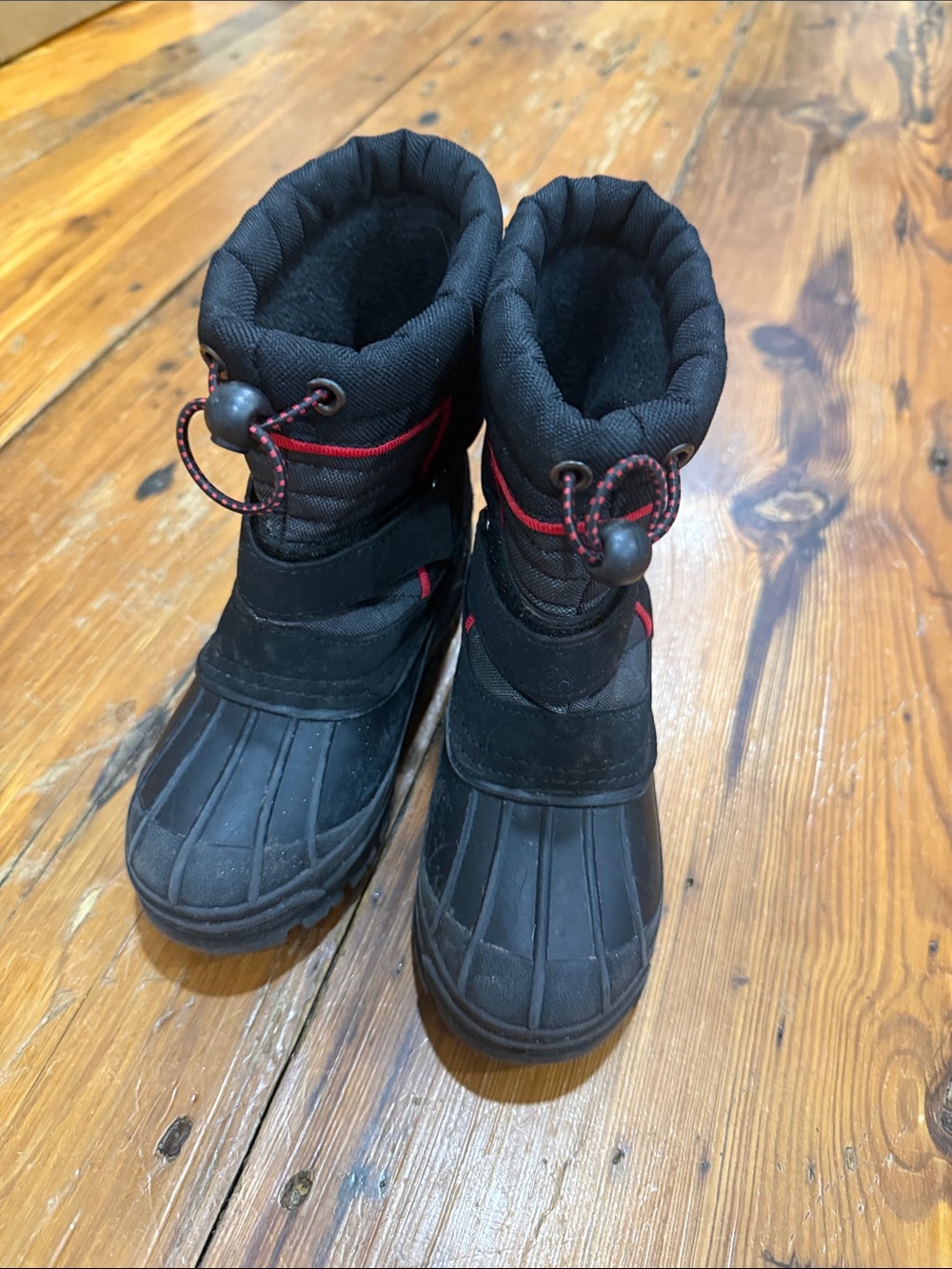 totes Kids Black Winter Rain & Snow Boots with Red Accent Size 10